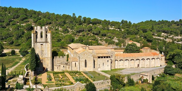 L’abbaye de Lagrasse s’invite sur France 3 à une heure de grande écoute Dsc01964-drone